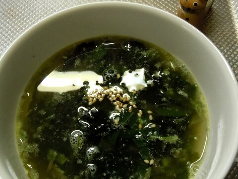 栄養たっぷり簡単モロヘイヤのスープ